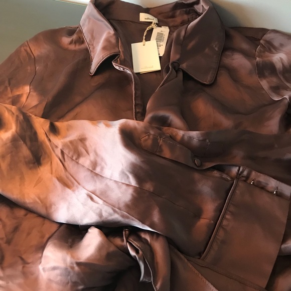 Wilfred Peaufiner Blouse in Caban. - Picture 2 of 3